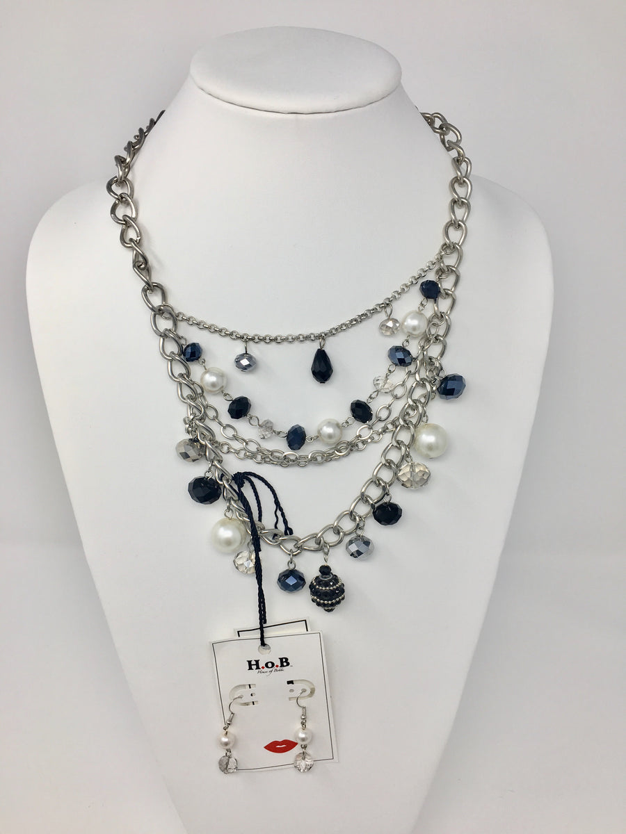 Silver And Pearl Chandelier Necklace