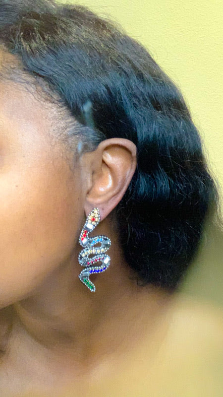 Small snakes in the grass earrings