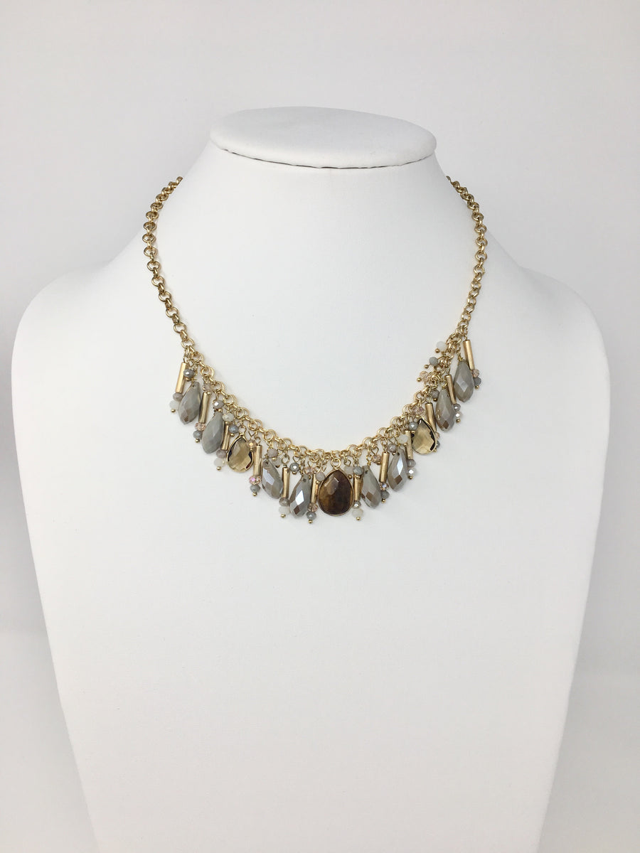 Light gray And Gold Gem Necklace Set